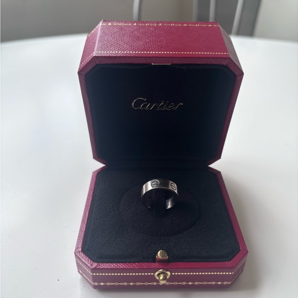 Cartier love ing